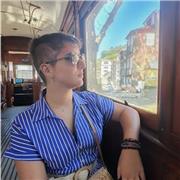 Estudio Diseño Gráfico. Bachillerato de Ciencias y grado Superior en Programación. Puedo impartir en asignaturas de estos campos